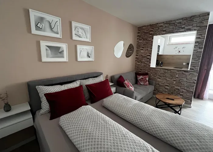 Apartment As Mit Balkon